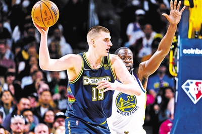 尤其是在与 尤其是在与