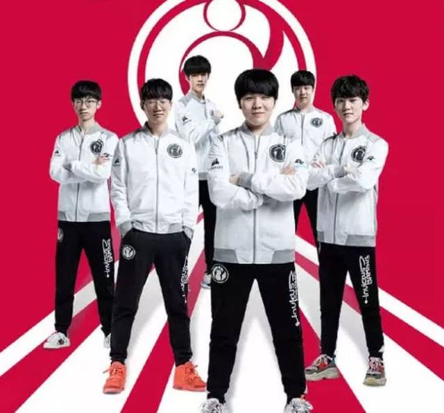 笔被誉为联 笔被誉为联